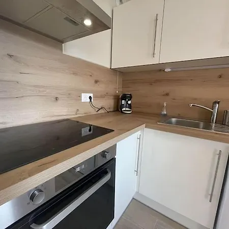 Le Baya - Appt Proche Des Halles Apartment