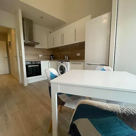 Le Baya - Appt Proche Des Halles Apartamento *